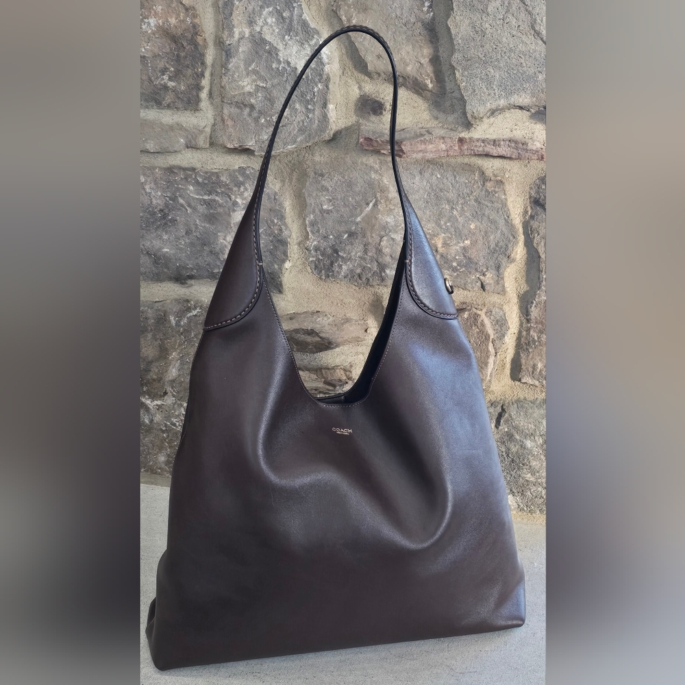 Maple Coach Brooklyn 39 - Missing Hang Tag- Otherwise Perfect Condition